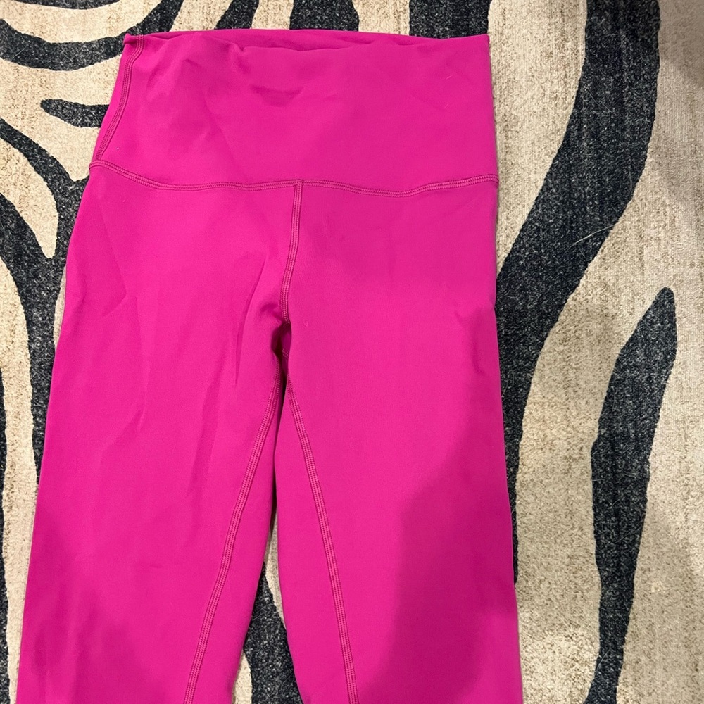 LULULEMON leggings size 4 in sonic pink